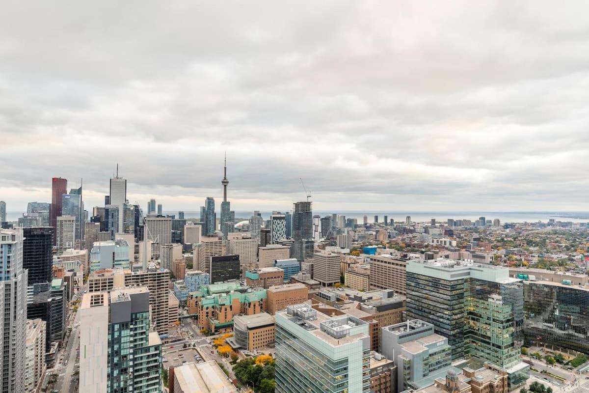 Great View High Rise In Central Toronto Dış mekan fotoğraf