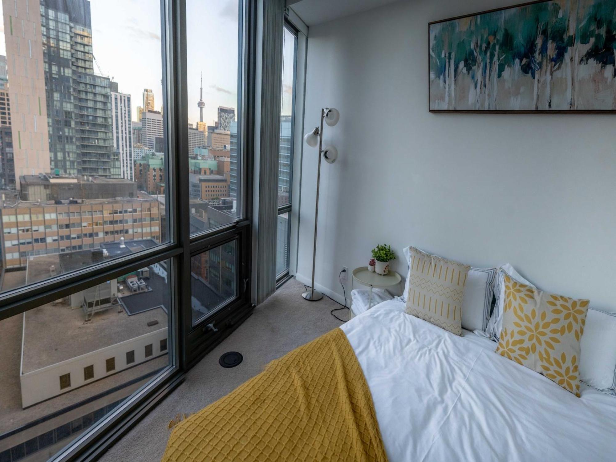 Great View High Rise In Central Toronto Dış mekan fotoğraf