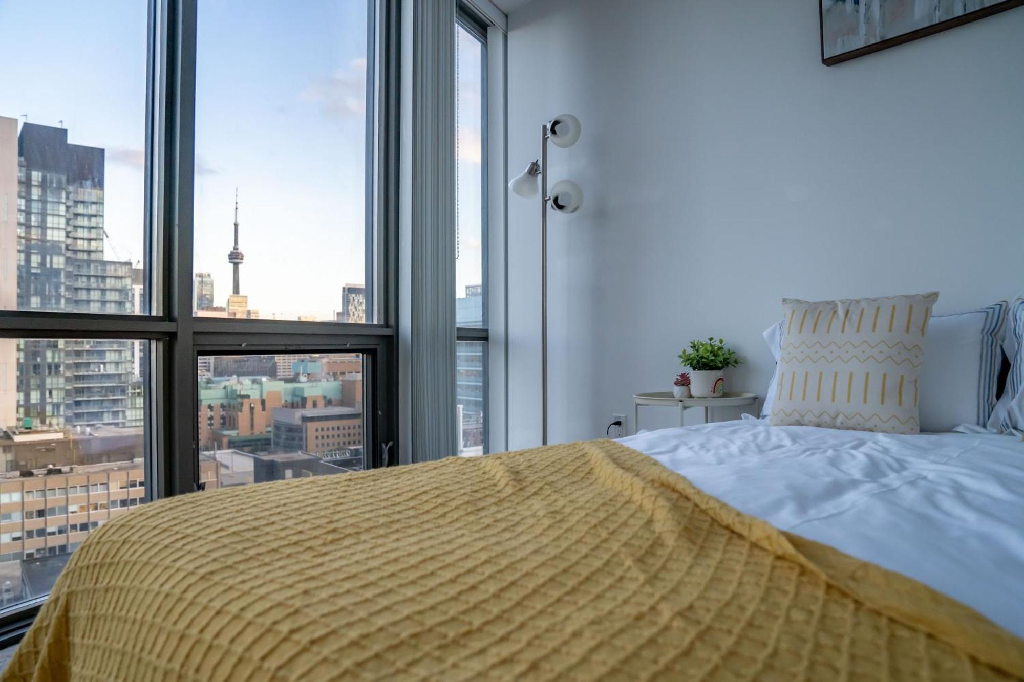 Great View High Rise In Central Toronto Dış mekan fotoğraf